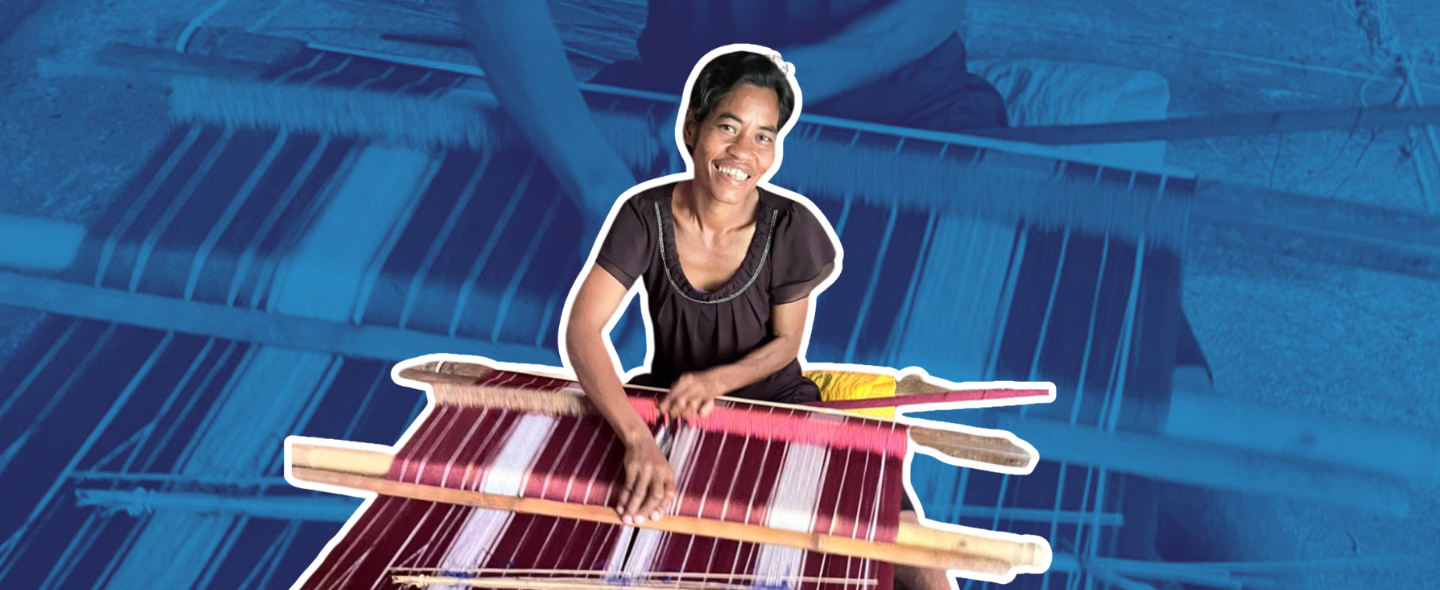 Ketika Bunyi Kayu Tenun Kembali Bertalu di Bondo Kodi